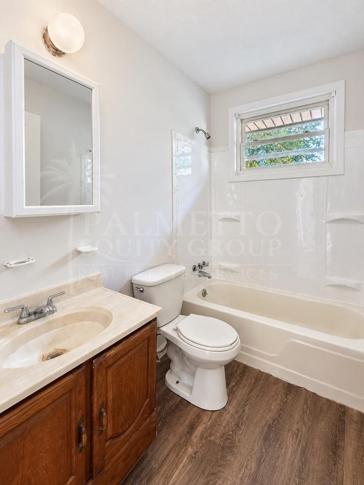 1304 Cartwright Dr - Photo 7 of 9