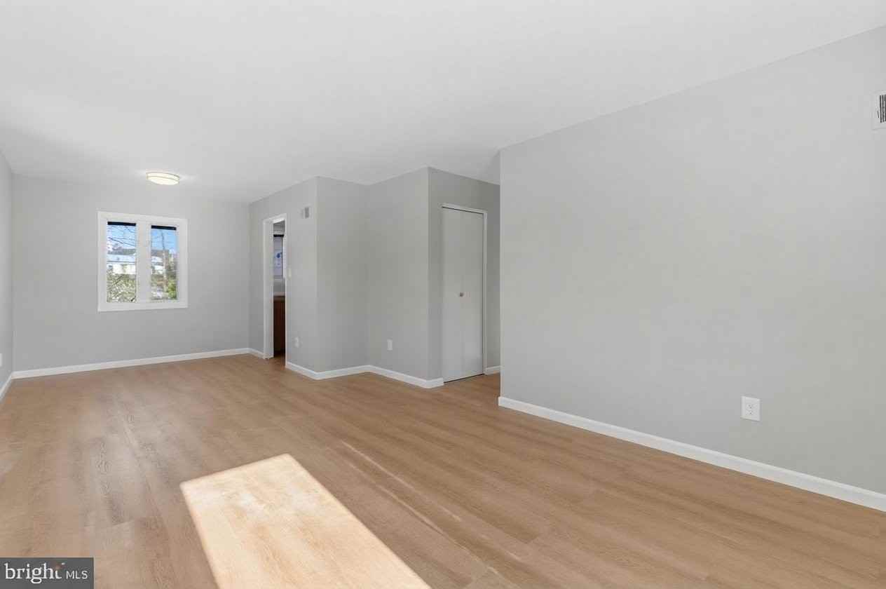 1817 Olmstead Dr - Photo 4 of 16