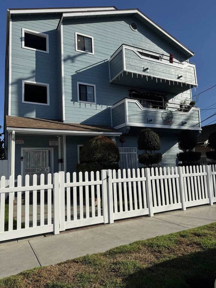 580 Nebraska Ave #7