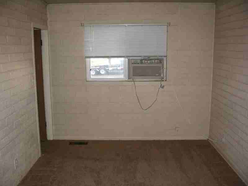 469 E Locust St #1 - Photo 4 of 7