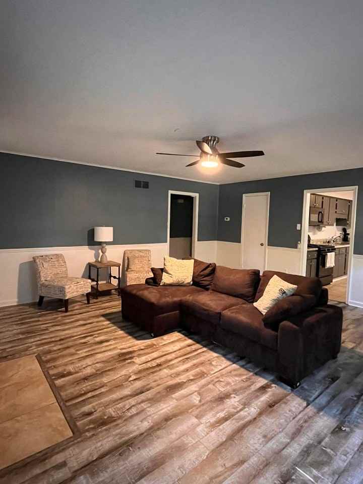 365 Bouldincrest Ave - Photo 3 of 11