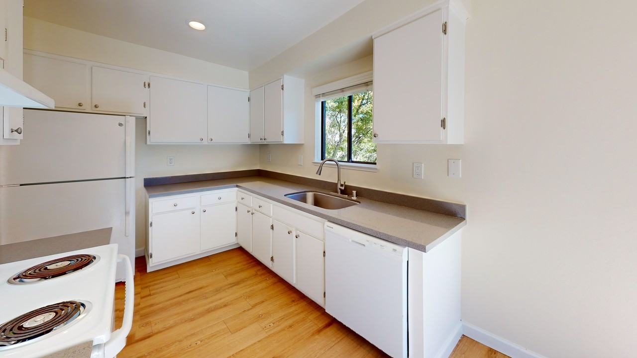35 Clay Ct #35 - Photo 4 of 16