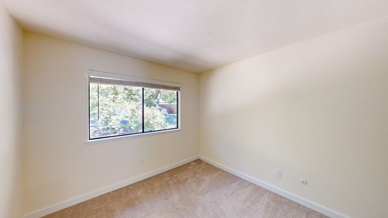 35 Clay Ct #35 - Photo 7 of 16
