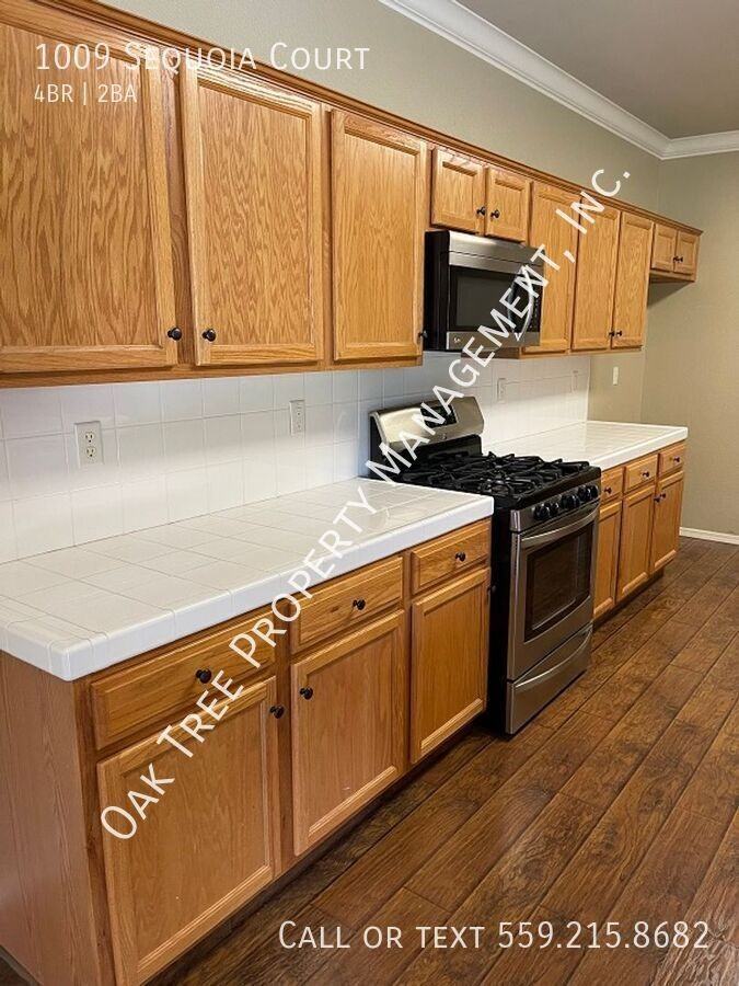 1009 Sequoia Ct - Photo 4 of 17