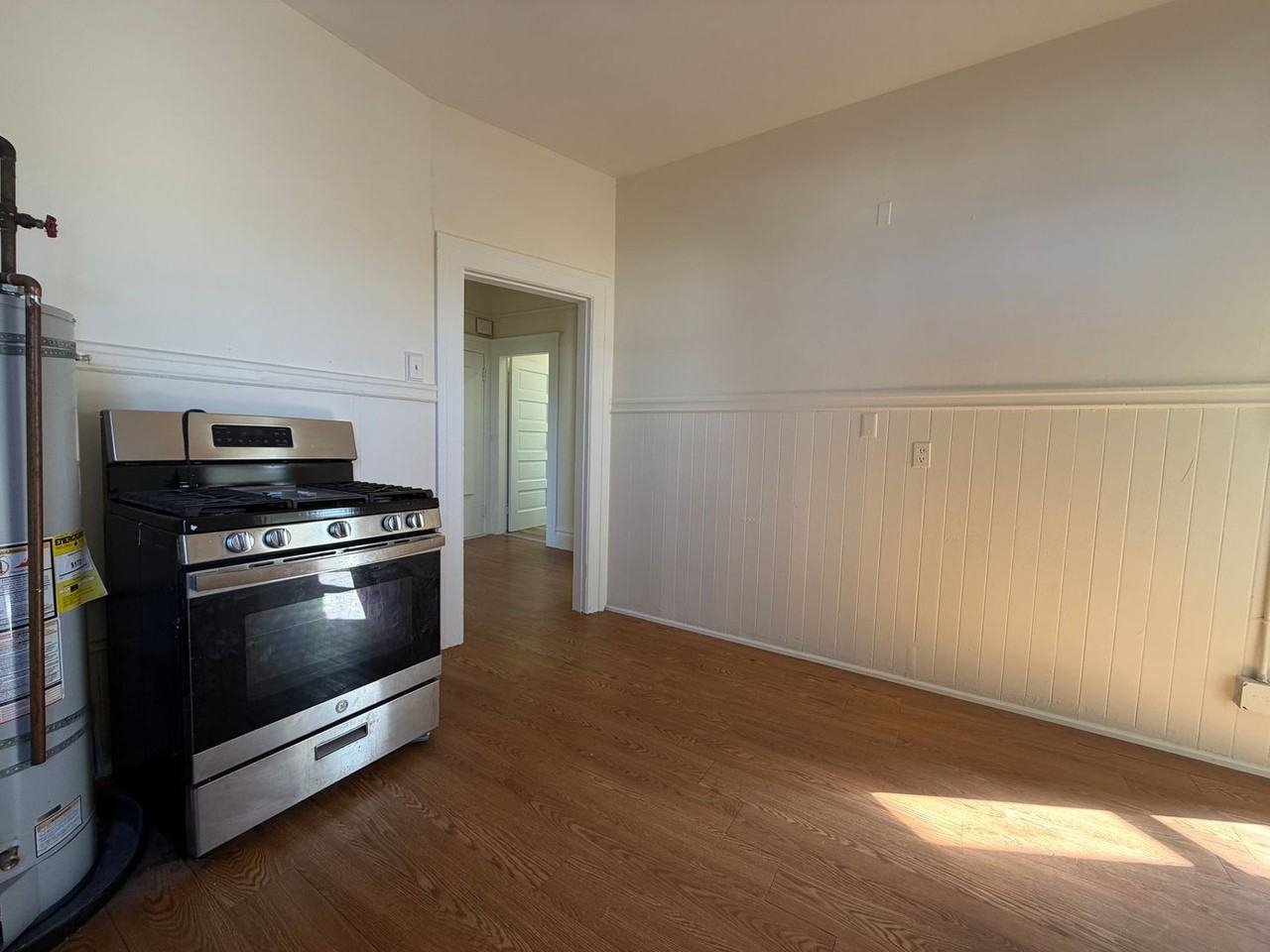 2288 Bryant St - Photo 5 of 16
