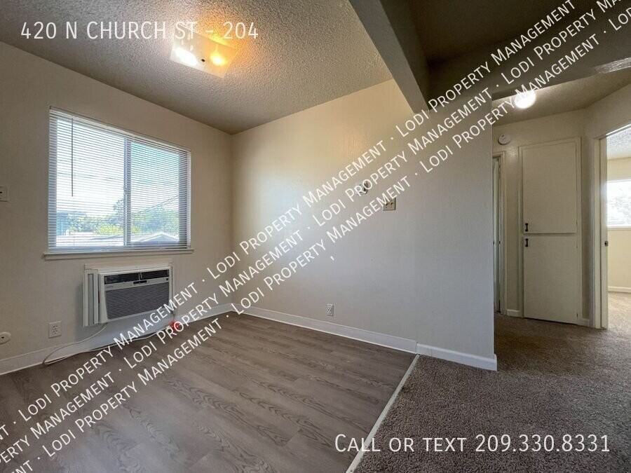 420 N Church St #204 - Photo 5 of 25