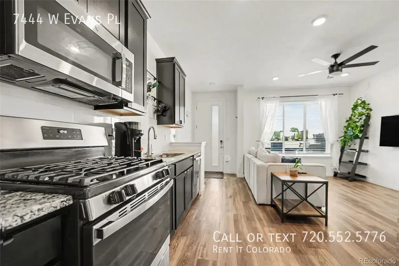 7444 W Evans Pl - Photo 7 of 25