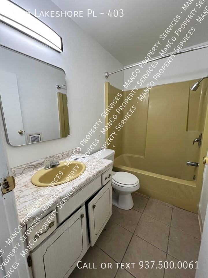 2815 Lake Shore Pl #403 - Photo 7 of 8