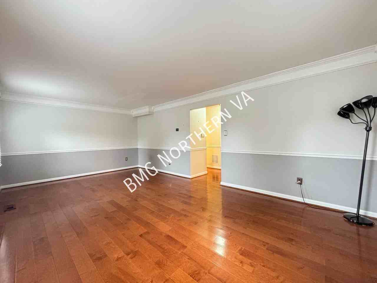 5501 Heston Ct - Photo 2 of 50