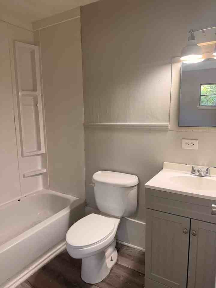 812 Indian Ave #A - Photo 6 of 6