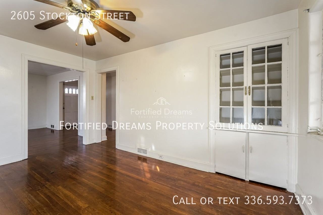 2605 Stockton St - Photo 6 of 23