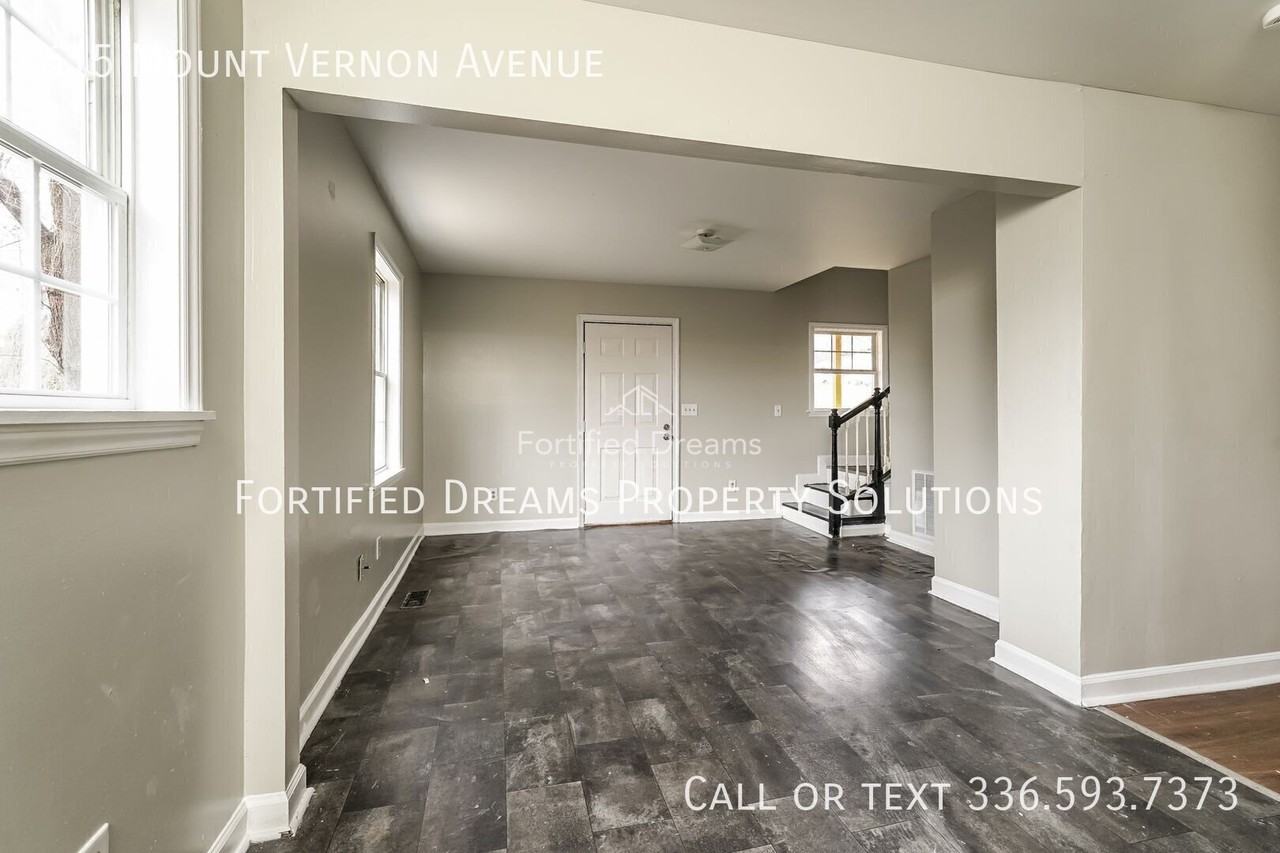 615 Mount Vernon Ave - Photo 4 of 19
