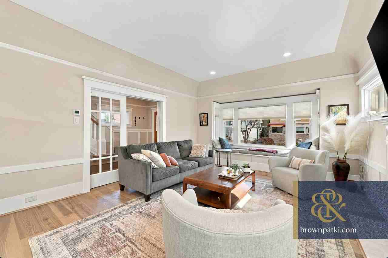 2435 21st Ave - Photo 3 of 24