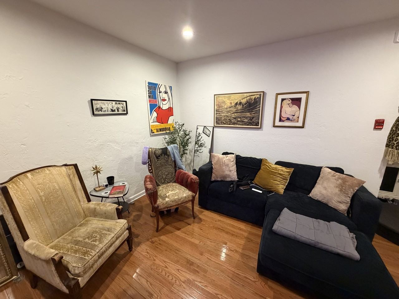 734 S 4th St #1M - Photo 5 of 14