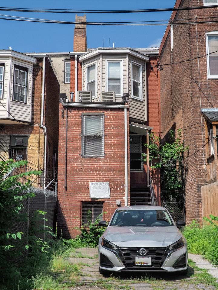 2227 Saint Paul Street - Photo 6 of 7
