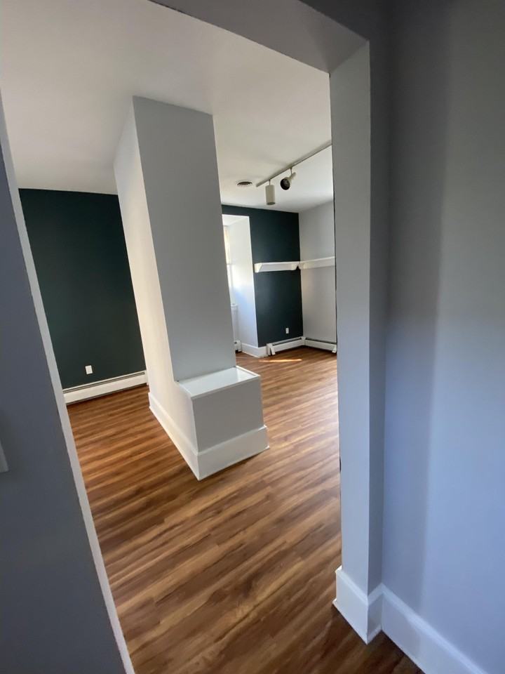 1211 Delaware Avenue - Photo 2 of 23