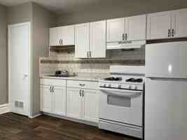 featured image of 609 N Plum St