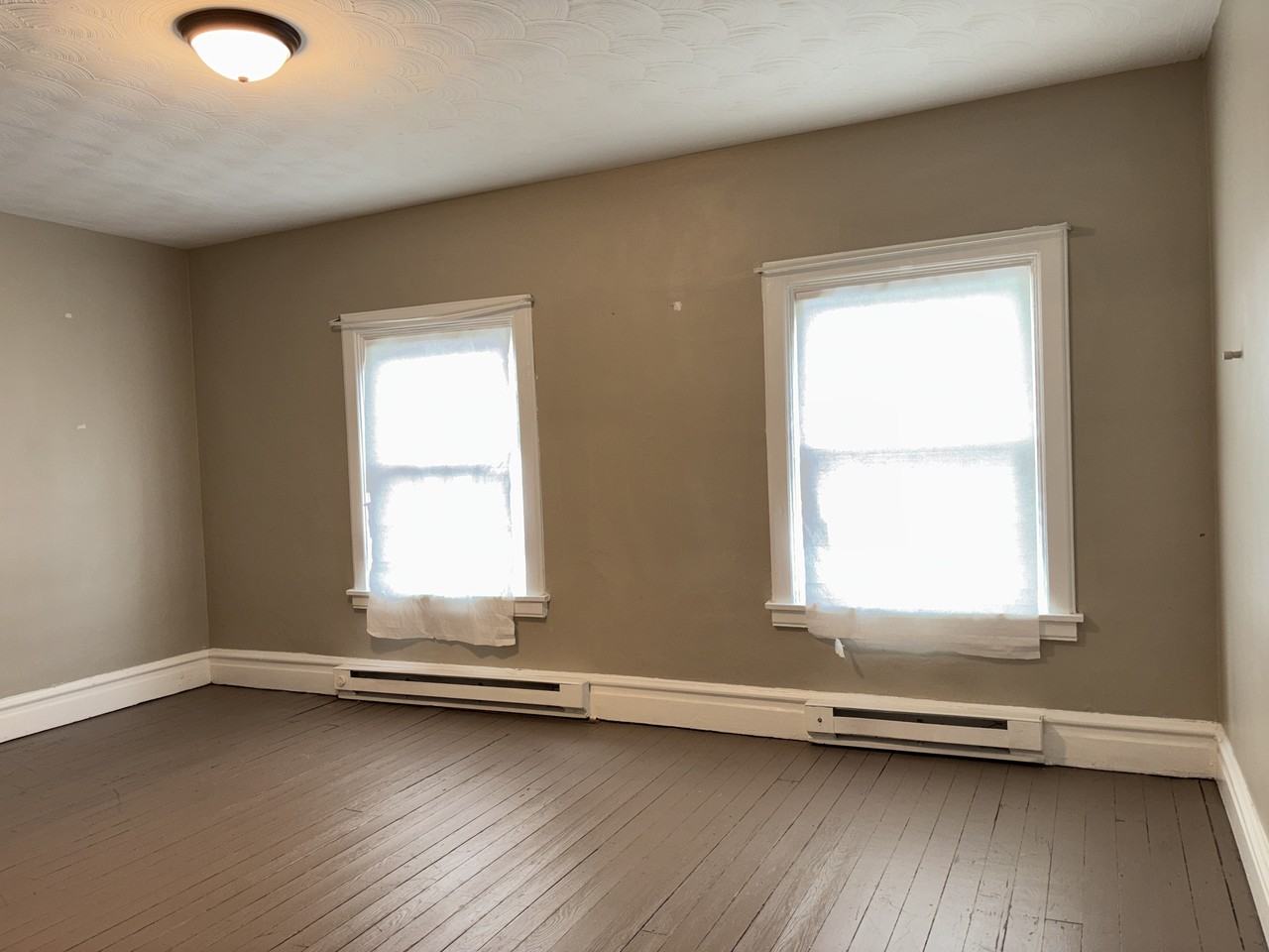 609-611 North Plum Street - Photo 2 of 14