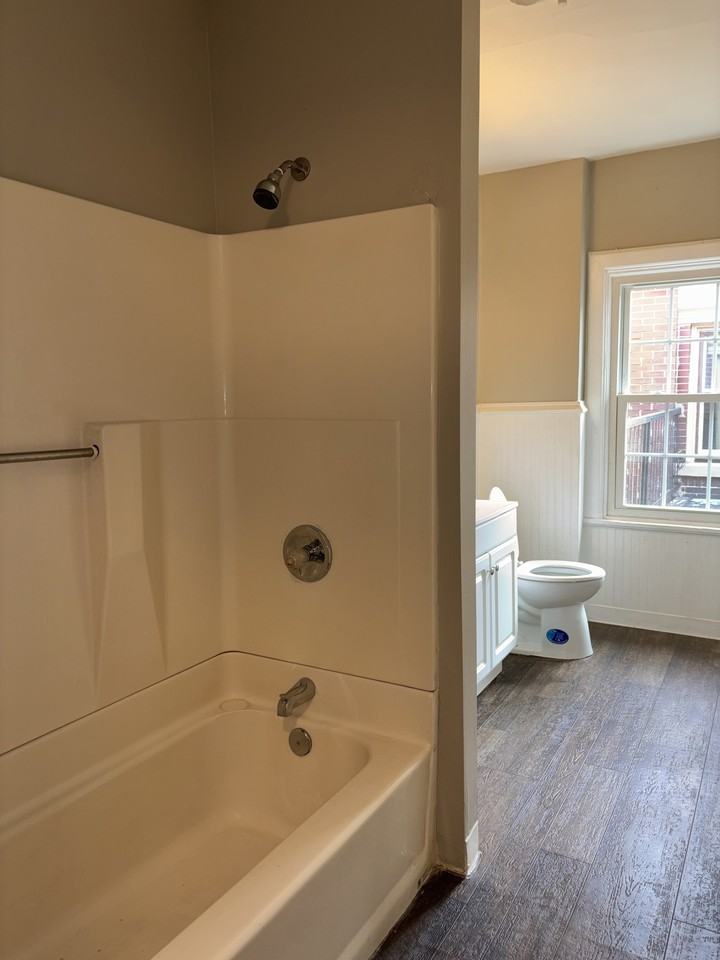 609-611 North Plum Street - Photo 3 of 14