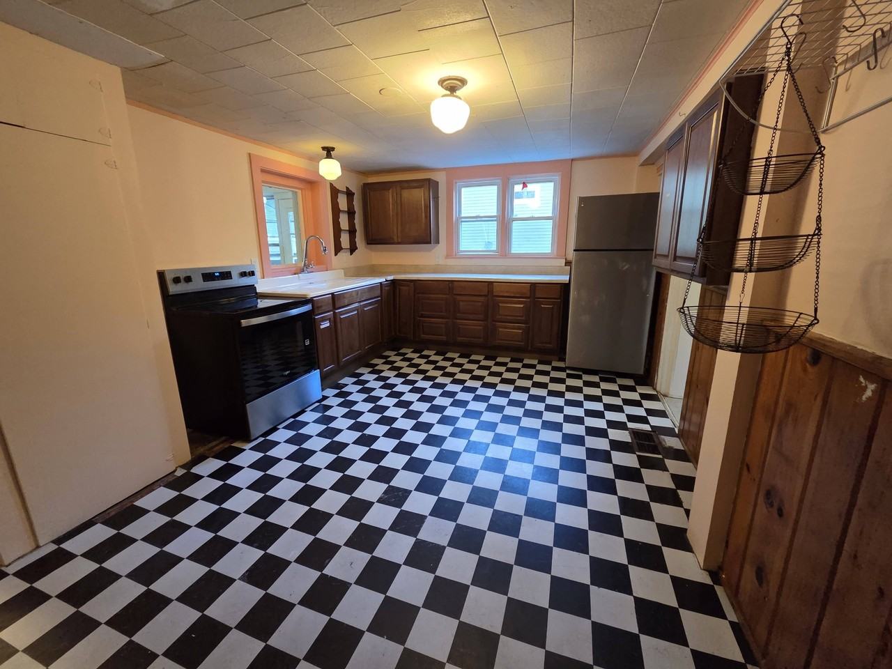 109 - 117 Franklin Street - Photo 2 of 15