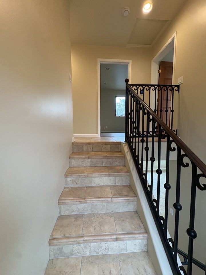 929 E Canon Perdido St #1 - Photo 6 of 10