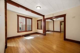 903 Willis Ave #1 - Photo 5 of 19