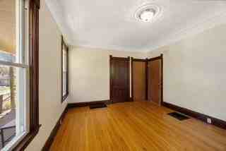 903 Willis Ave #1 - Photo 7 of 19