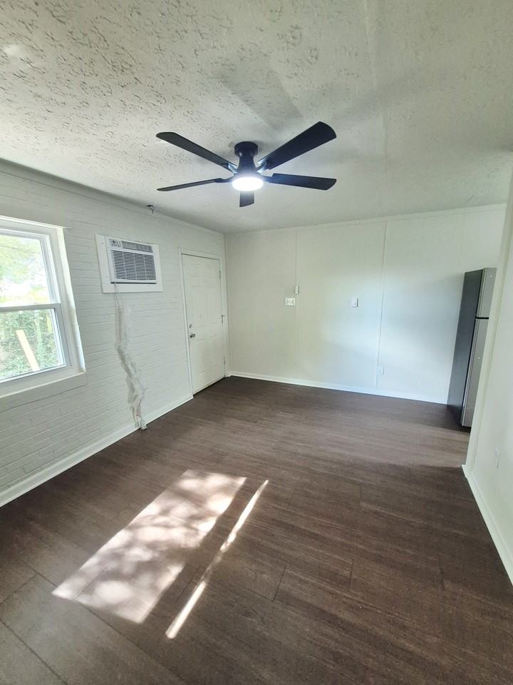 928 Whitestone Drive - Photo 7 of 17