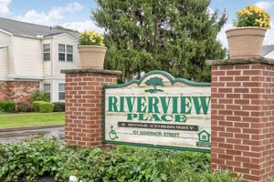 featured image of 101 3 Hunters Pointe Drive