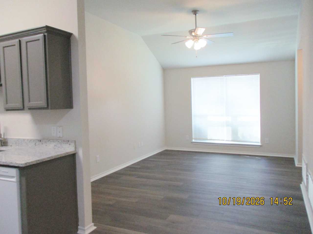 11907 Metmora Ct #11907 - Photo 5 of 10