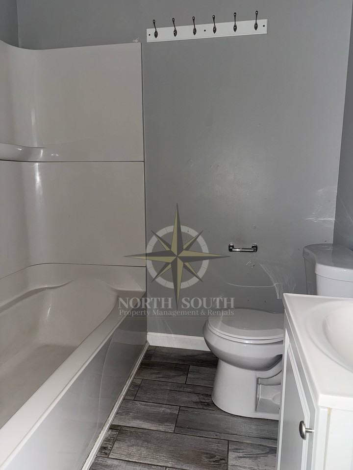 49 Frederick Street New Bedford - Photo 6 of 7