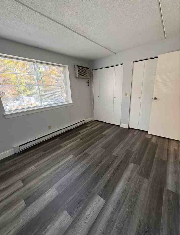 1738 House - Photo 6 of 7