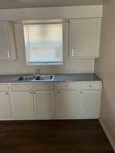4104 Se 22nd St #1 - Photo 4 of 11