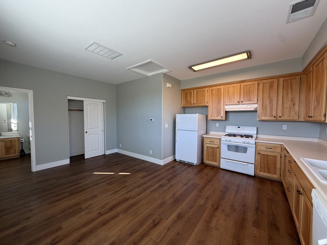 1444 Trombetta St #1 - Photo 5 of 14