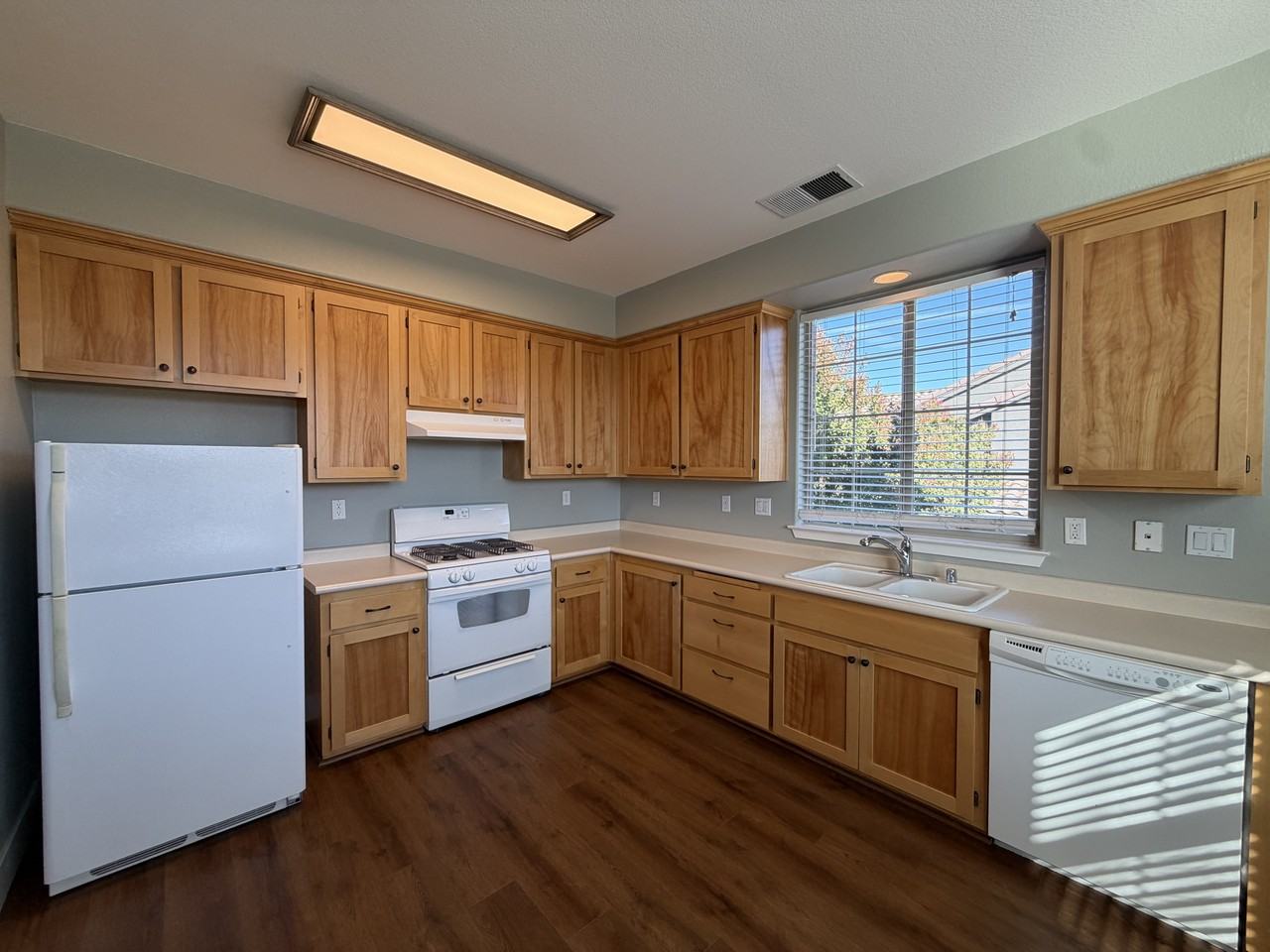 1444 Trombetta St #1 - Photo 6 of 14