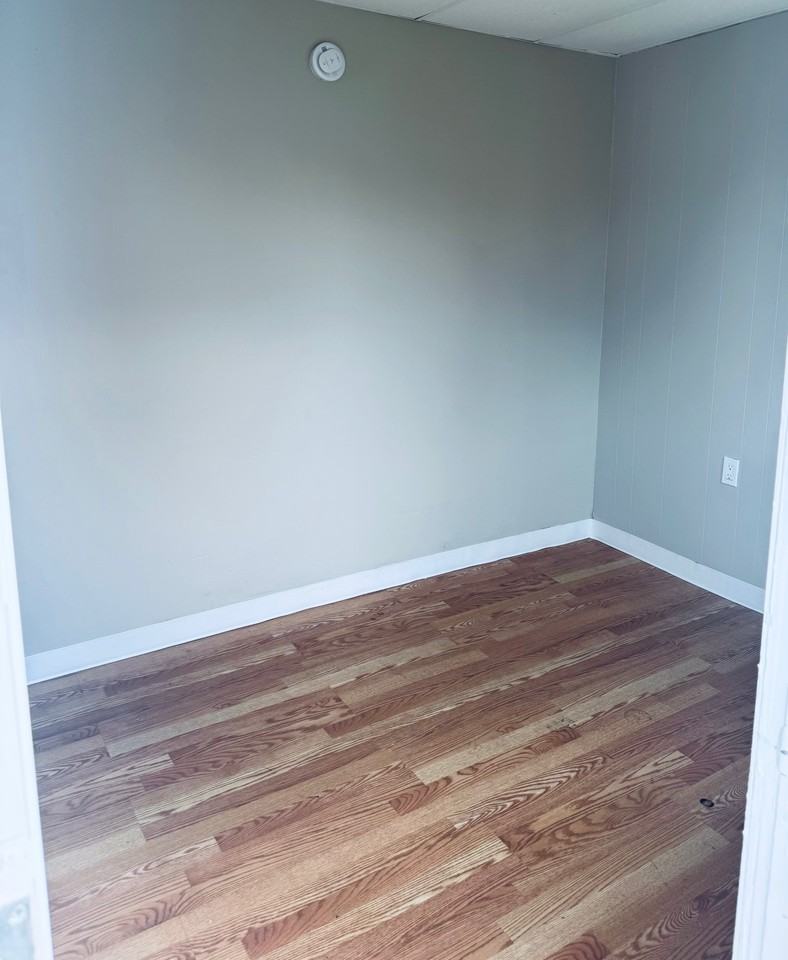 116 W 30th St #3 - Photo 4 of 10