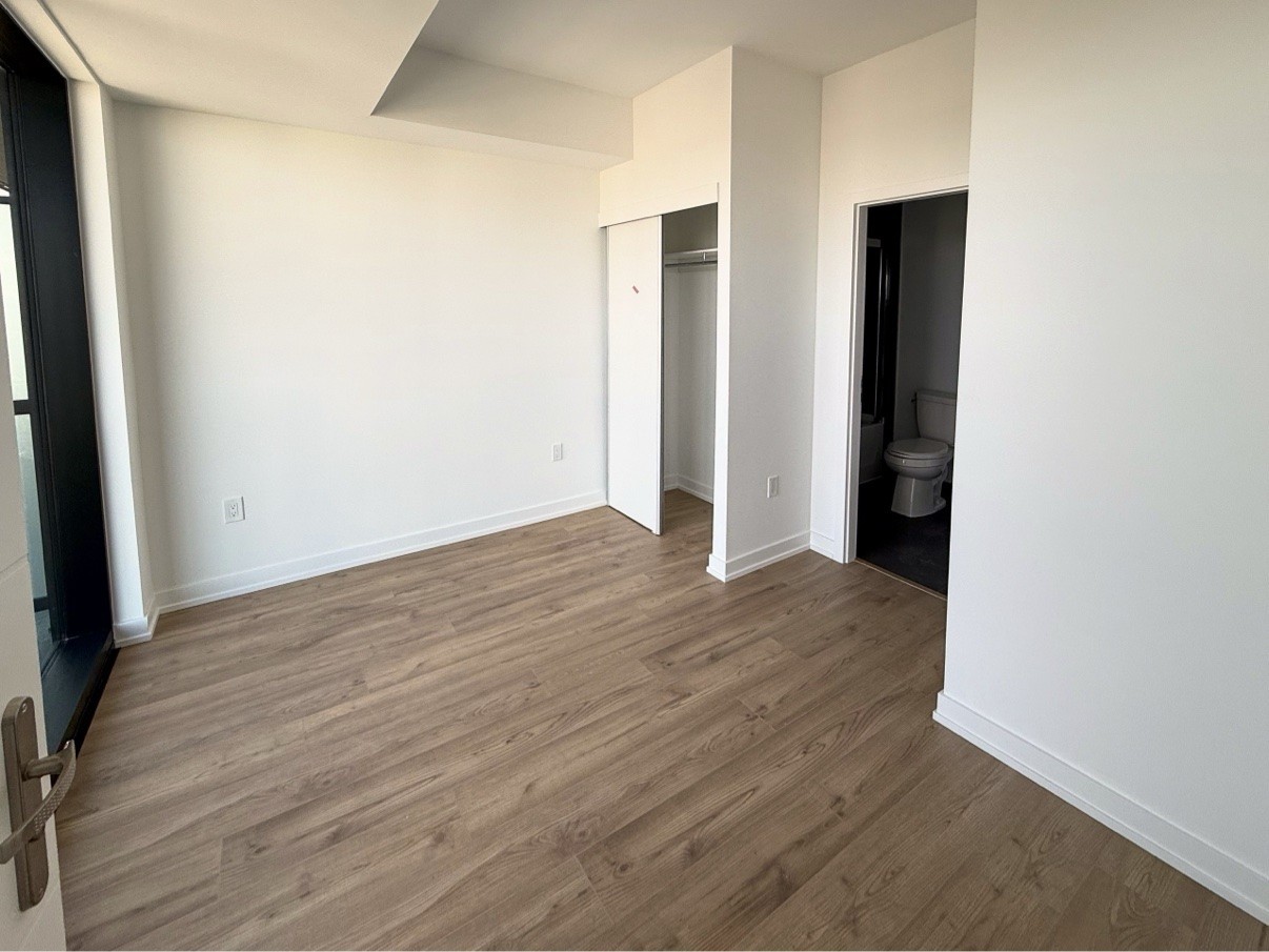 30 Francis Street South - Photo 4 of 10