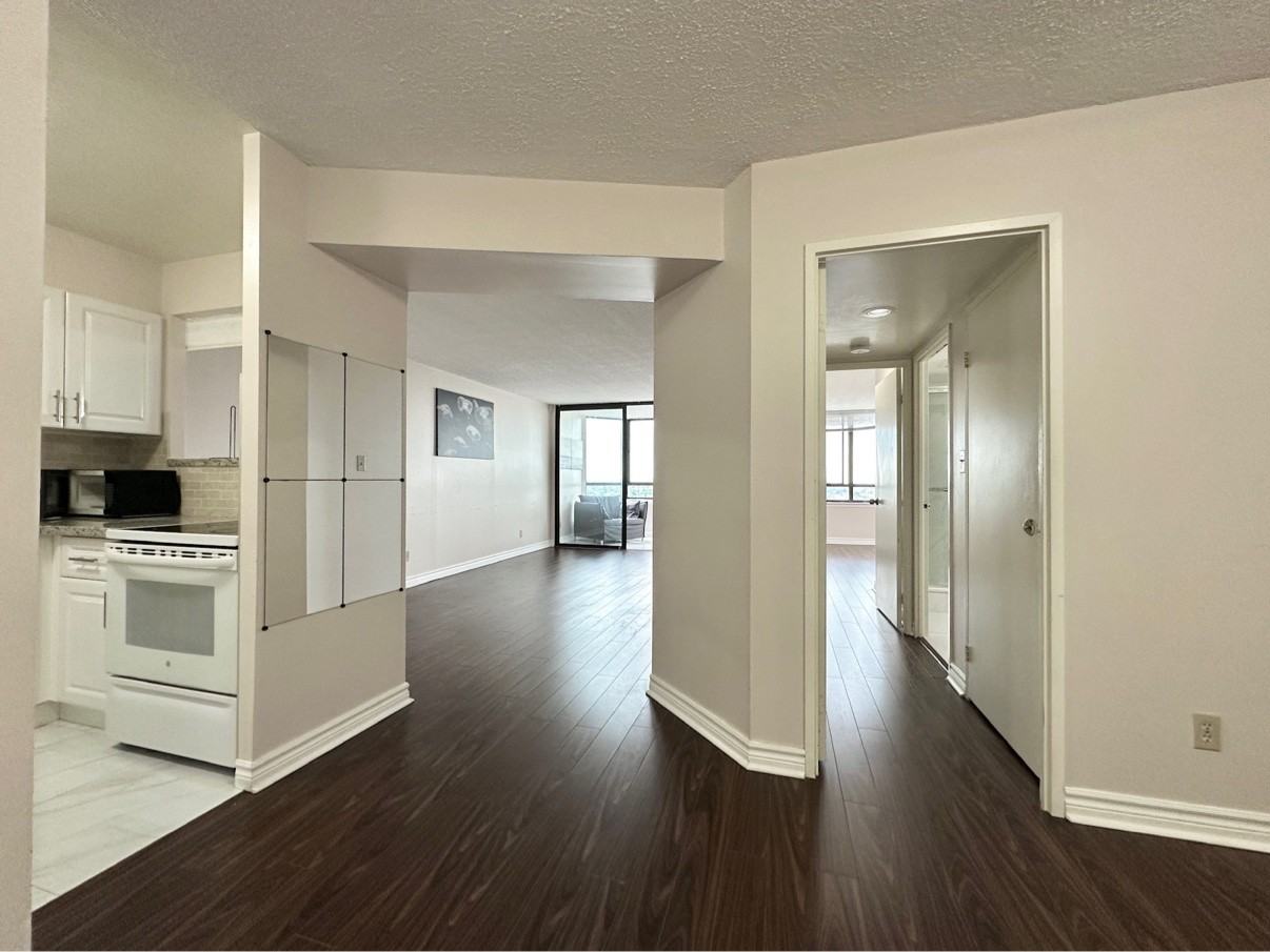 75 Bamburgh Circle - Photo 2 of 10