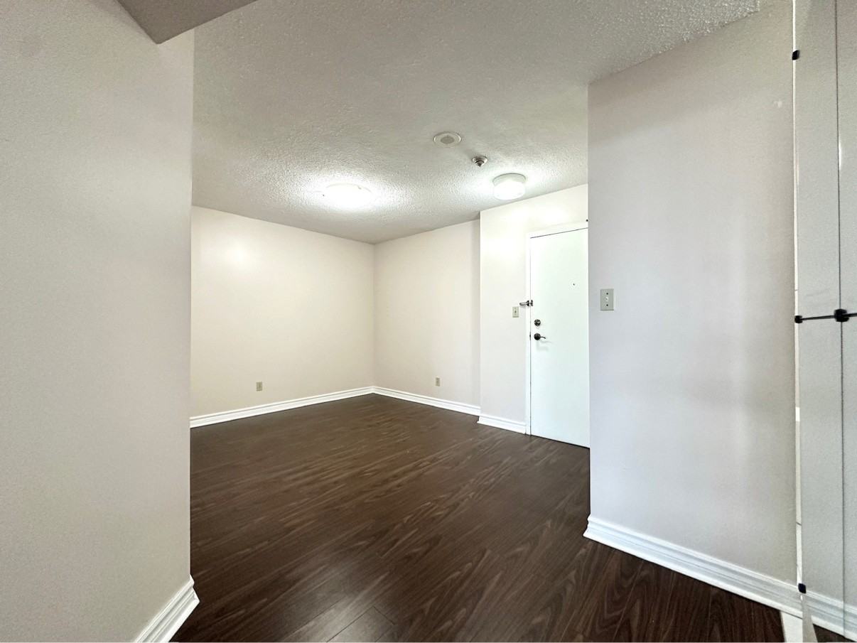 75 Bamburgh Circle - Photo 3 of 10