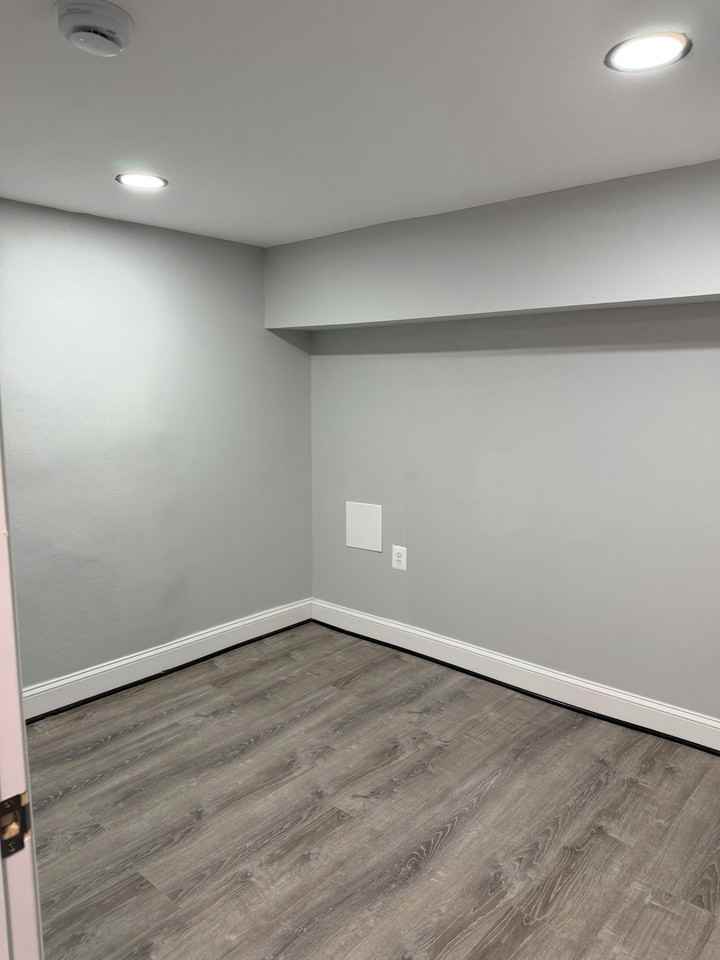 2936 West Mosher Street, Unit BA - Photo 3 of 14