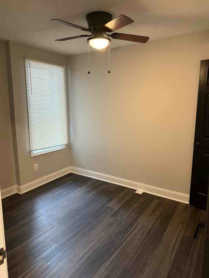 716 East 23rd Street, Unit BA - Photo 5 of 14
