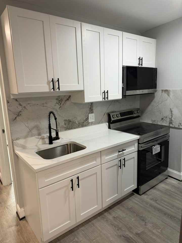 1920 Harlem Avenue, Unit 2A - Photo 7 of 12