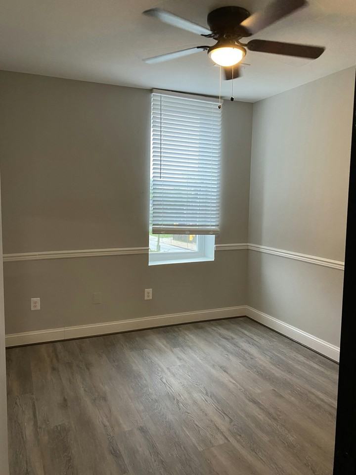 837 North Fulton Avenue, Unit 3E - Photo 4 of 16