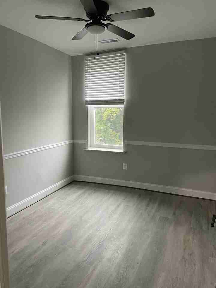 837 North Fulton Avenue, Unit 3E - Photo 6 of 16