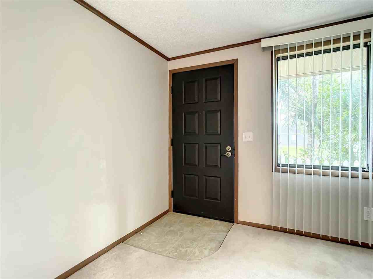 310 Camellia Street - Photo 4 of 25