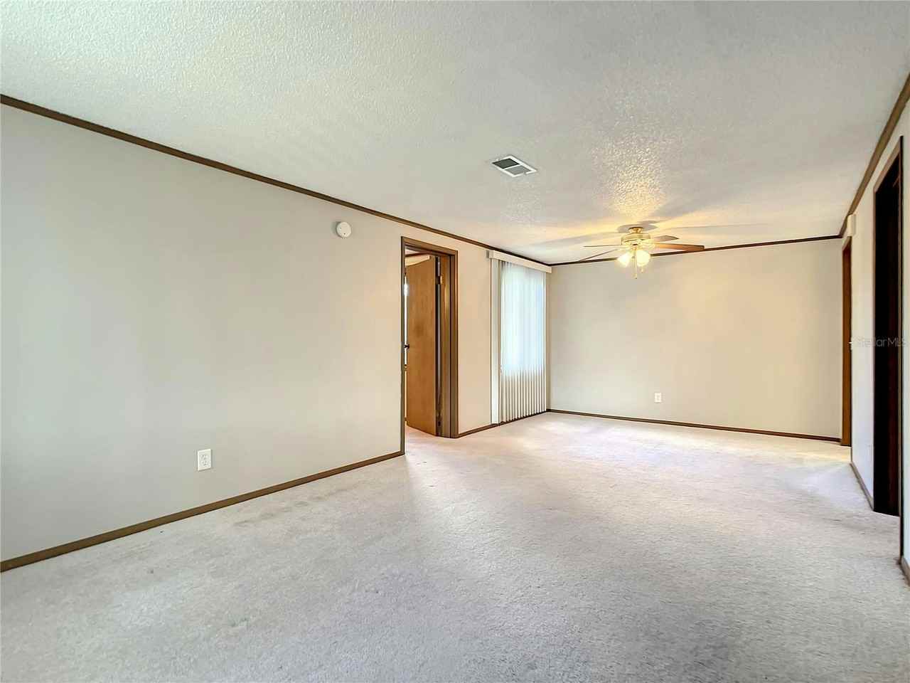310 Camellia Street - Photo 6 of 25