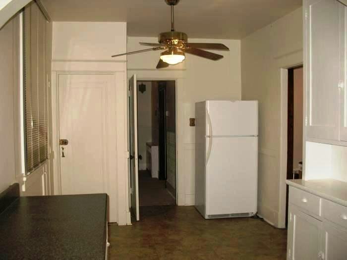 102 Sarah Street - Photo 3 of 6