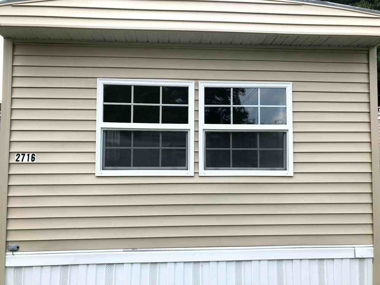 2716 Everett Drive - Photo 3 of 27