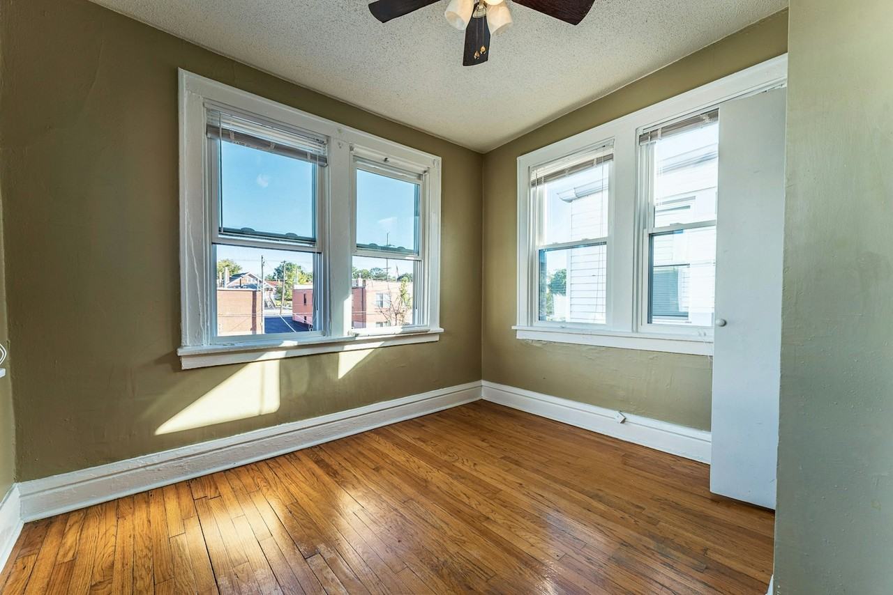 1408 Woodland Drive, Unit 2N - Photo 4 of 11