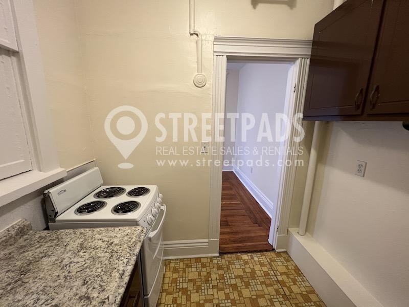 25 Park Dr - Photo 6 of 10